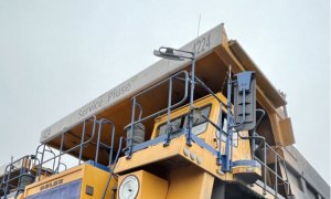 LoadMax Giant OTR tires 33.00R51 & 40.00R57