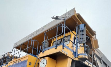 LoadMax Giant OTR tires 33.00R51 & 40.00R57