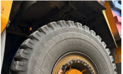 LoadMax GOTR tires 33.00R51