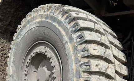 LoadMax giant OTR tires 46/90R57